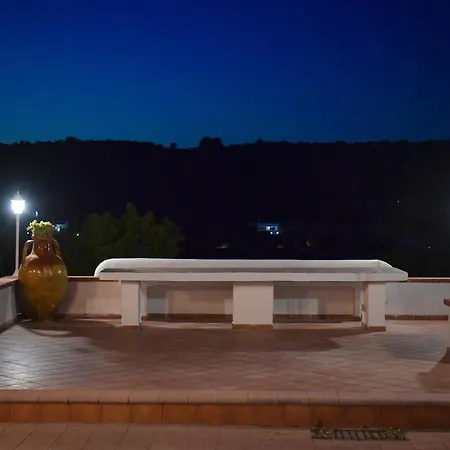 Il Trullo Sulla Valle Con Vista Mozzafiato أوستوني